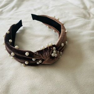 <New> Pearl Embellished Headband